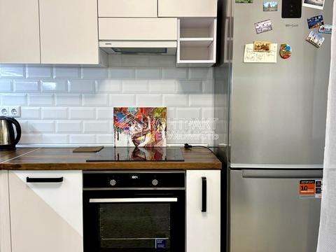 квартира за адресою Козакевича вул., 25