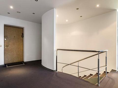 комерційна за адресою Левка Лук'яненка вул. (Маршала Тимошенка), 29