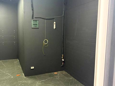 комерційна за адресою Донецьке шосе, 121