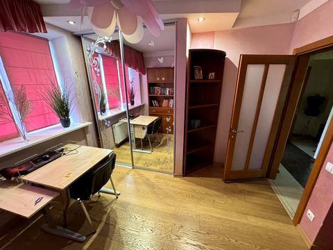 квартира за адресою Семена Антонця вул. (Балакіна), 9