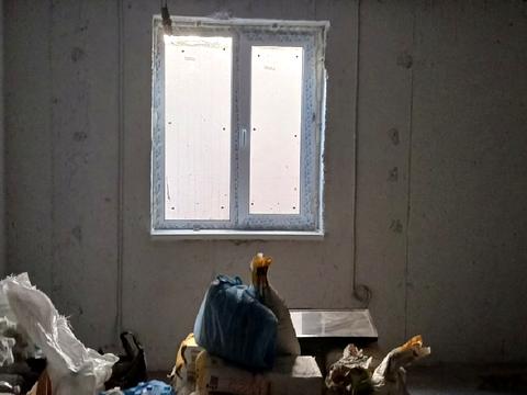 комерційна за адресою Західна вул., 10