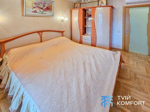 квартира за адресою Ревуцького вул., 5