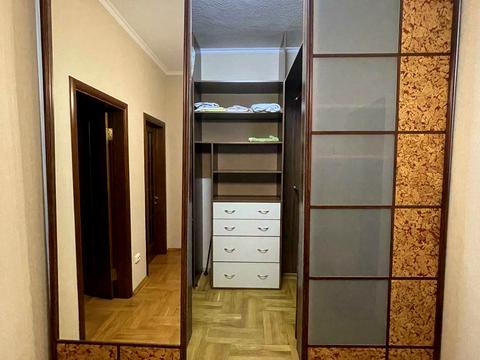 квартира за адресою Шота Руставелі вул., 44