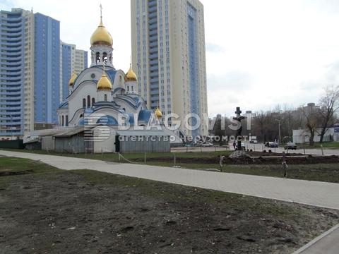 квартира по адресу Академика Глушкова просп., 9-Г