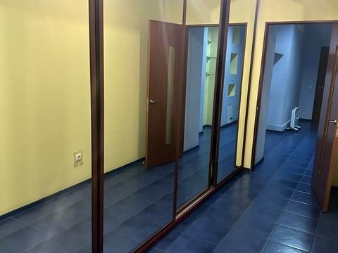 комерційна за адресою Володимира Івасюка просп. (Героїв Сталінграду), 6
