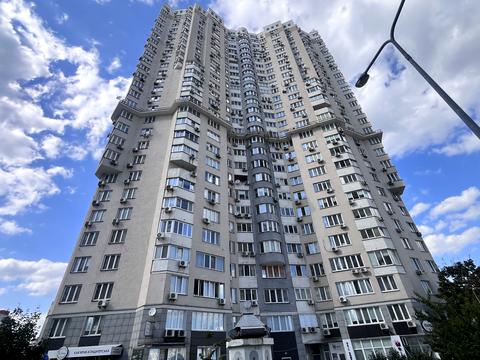 квартира за адресою Срібнокільська вул., 1