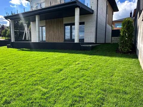 будинок за адресою Вишнева вул.