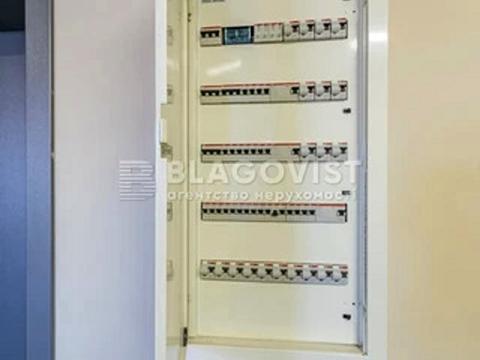 комерційна за адресою Щекавицька вул., 30/39