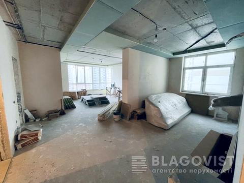 квартира за адресою Анни Ахматової вул., 22