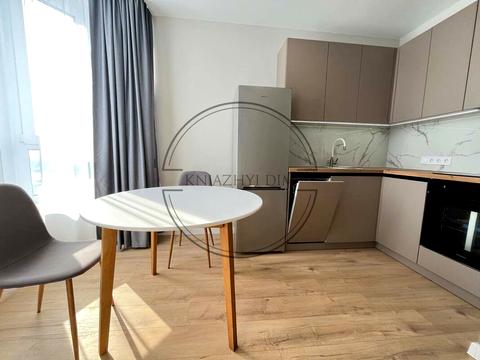 квартира за адресою Дніпровська набережна вул., 17-К