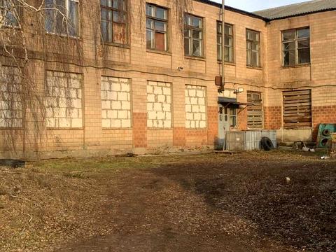 комерційна за адресою смт. Чорнобай, Центральна, 1