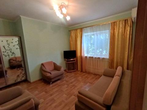 будинок за адресою 32-га Лінія вул., 1