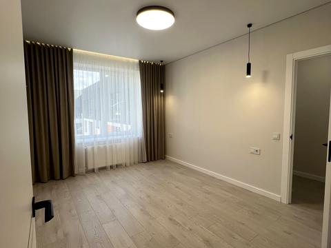 квартира за адресою Миколи Боголюбова вул., 5
