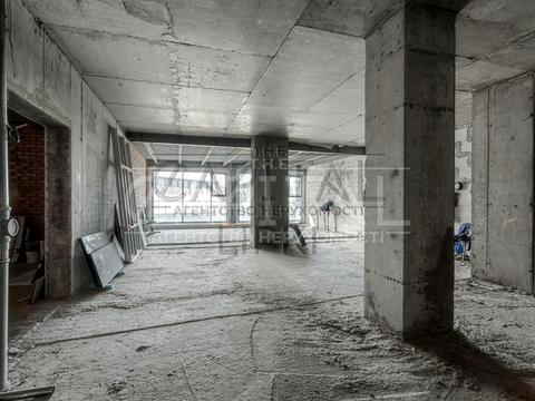 комерційна за адресою Андрія Верхогляда вул. (Михайла Драгомирова), 4Б