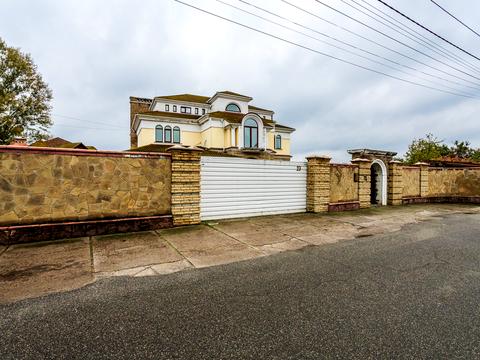 комерційна за адресою Риболовецька вул., 1