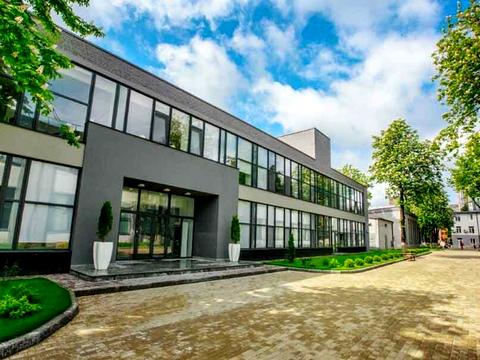 комерційна за адресою Польова вул., 21