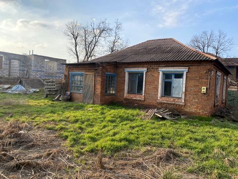 участок по адресу Ай-Петринская ул., 1