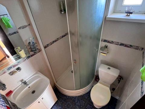 будинок за адресою шоста лінія
