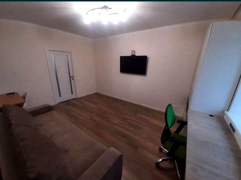 квартира по адресу Степана Бандери ул., 40/2
