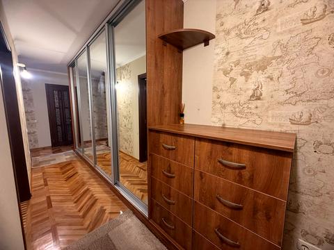 квартира за адресою Чорноморськ (Іллічівськ), Миру просп. (Леніна), 28