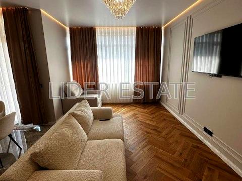 квартира за адресою Слов'янська набережна вул., 5-А