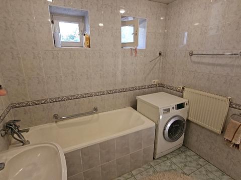 дом по адресу Київська