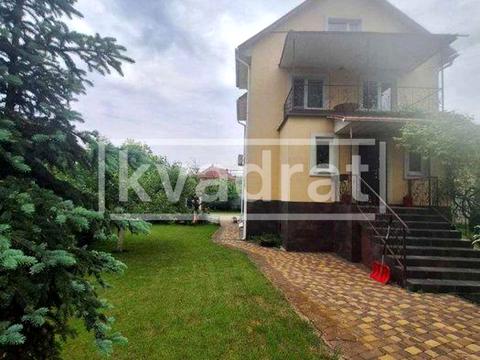 будинок за адресою Центральна вул.