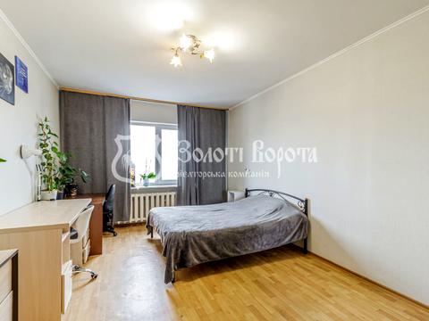 квартира за адресою Олени Пчілки вул., 4