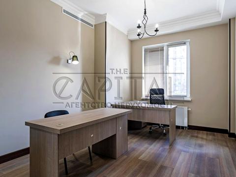 комерційна за адресою Казарменна вул. (Григорія Андрющенка), 4-Г