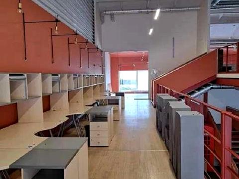 коммерческая по адресу Евгения Сверстюка ул. (Марины Расковой), 1