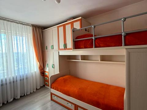 квартира за адресою Михайла Максимовича вул. (Онуфрія Трутенка), 7