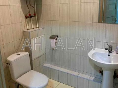 комерційна за адресою Кловський узвіз, 7a