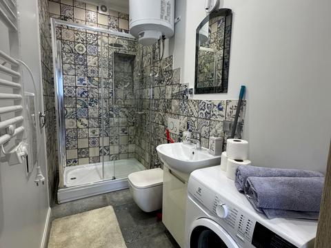 квартира за адресою Антоновича вул., 44