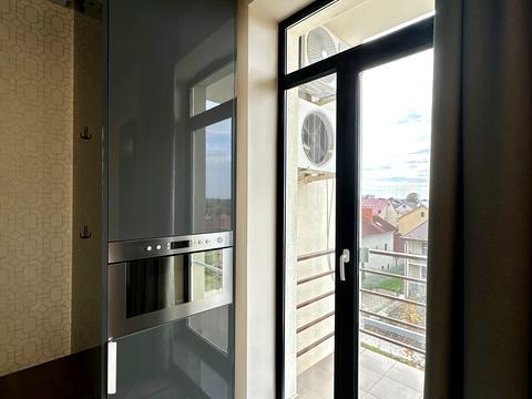 квартира за адресою Вишнева вул., 5