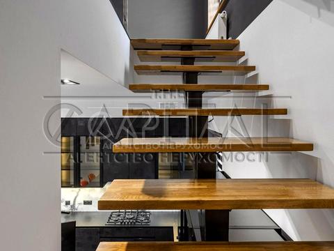 будинок за адресою Квітки Цісик вул. (Гамарника), 999