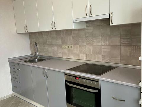 квартира за адресою Василя Симоненка вул., 105