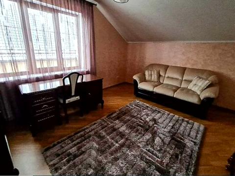 будинок за адресою Польова вул.