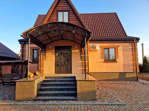 будинок за адресою Молодіжна