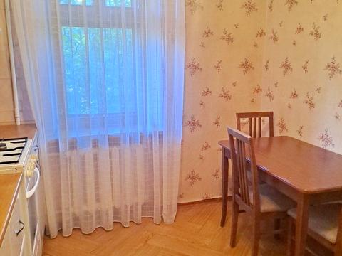 квартира за адресою Івана Фунтового вул., 68