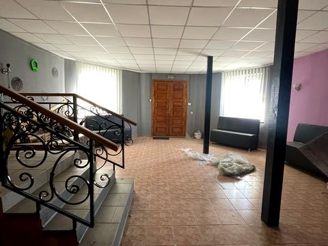 коммерческая по адресу Острог, Соборна, 2А