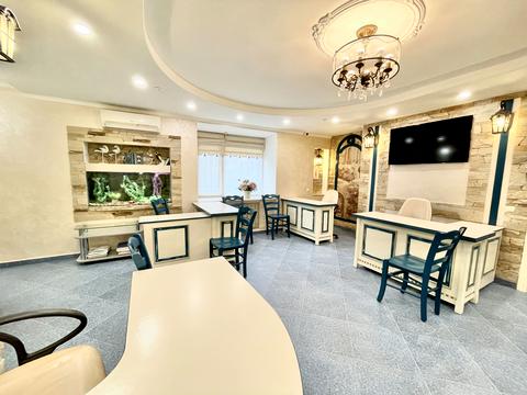 комерційна за адресою Ковпака вул., 4