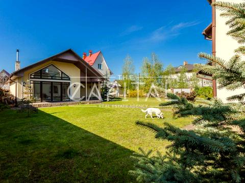 будинок за адресою вул. Ентузіастів