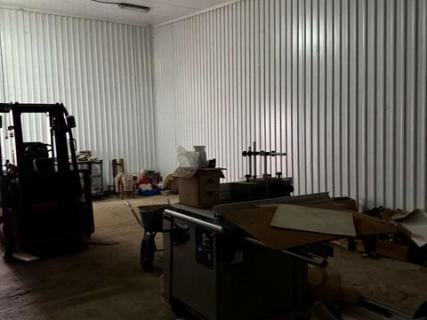 комерційна за адресою с. Копистин, Вантажний двір, 3