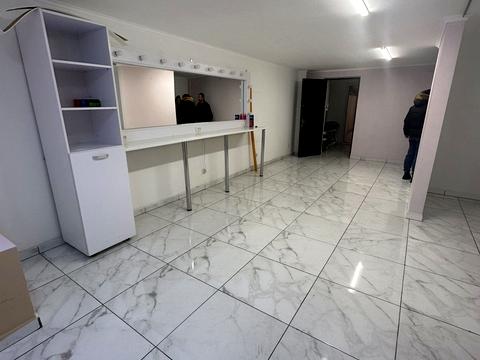 комерційна за адресою Кирила Трильовського вул., 23