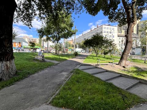 комерційна за адресою Німецька вул. (Тельмана), 4