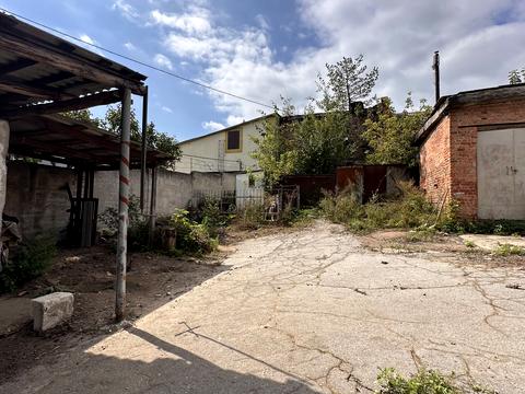 комерційна за адресою Івана Гонти вул., 16/1