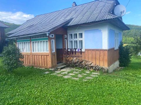 будинок за адресою Бандери
