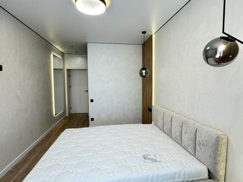 квартира за адресою Молодіжна вул., 10