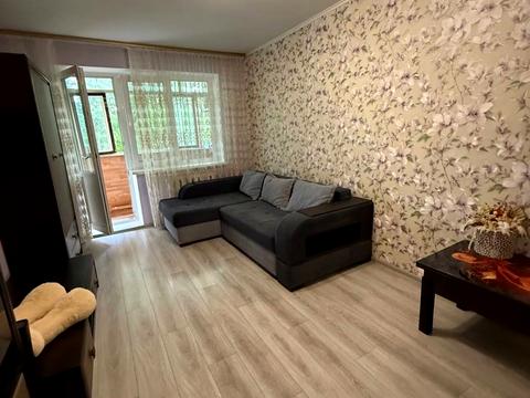 квартира за адресою Космонавтів просп., 43
