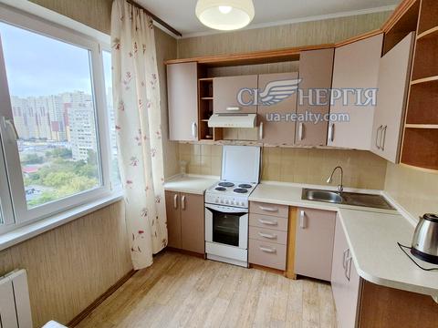 квартира за адресою Квітневий пров., 8